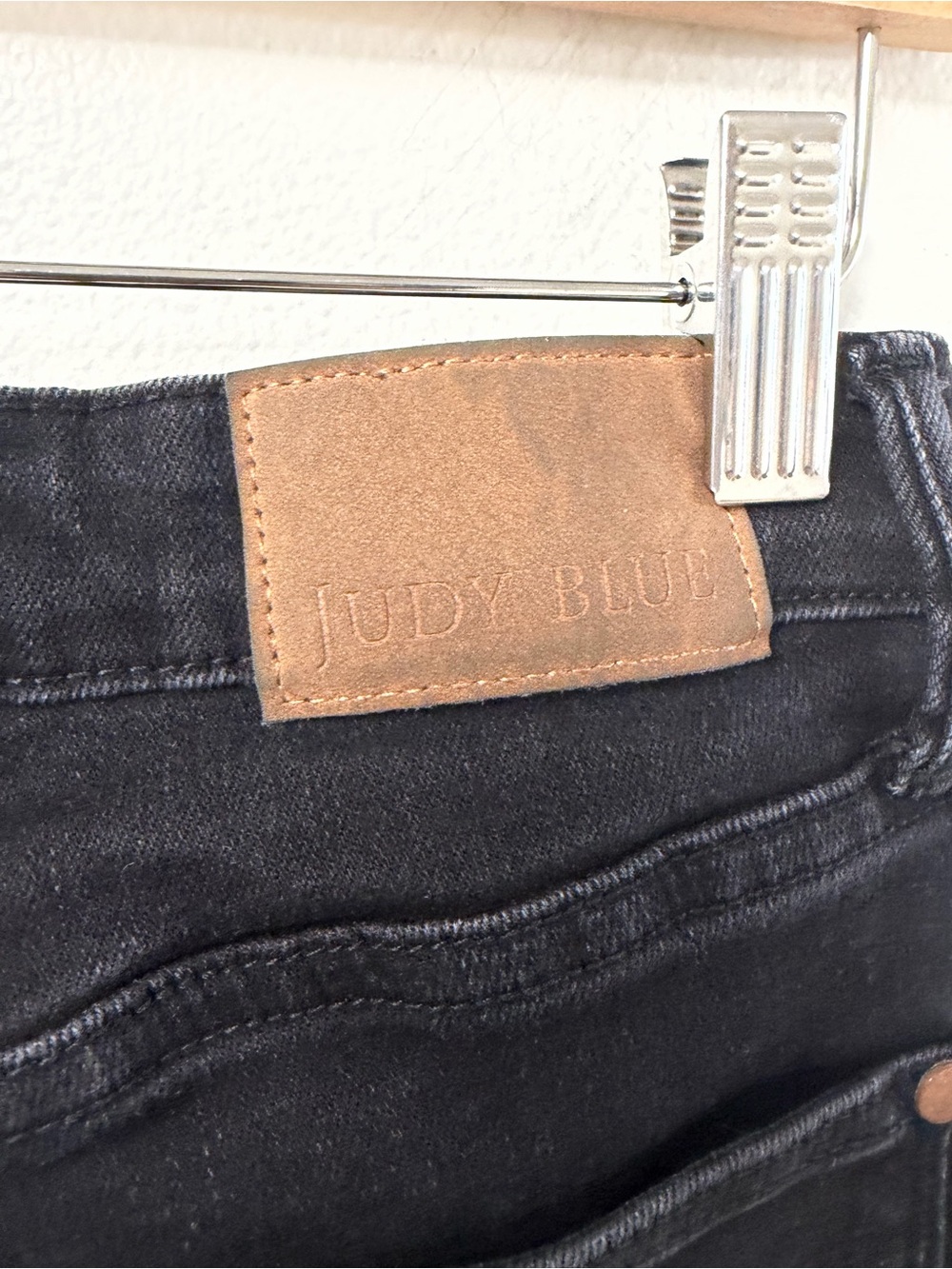 Judy Blue Wide Crop Black Denim Jeans Size 15/32 - Picture 5 of 5